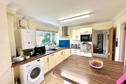 11 Bowmans Close, Northampton, NN4 9XR