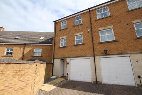 6 bedroom terraced house to rent, Lancelot Road, Bristol BS16