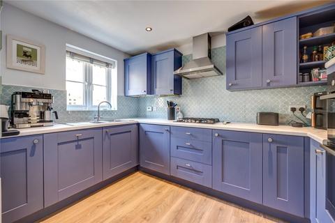 81 Hazeldene Close, Eynsham, Witney, OX29 4AZ