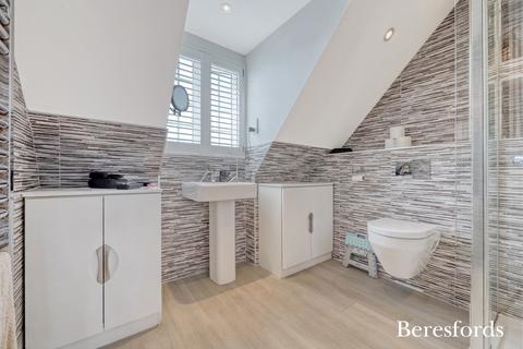 28 Cromwell Road, Flitch Green, Dunmow, CM6 3GE