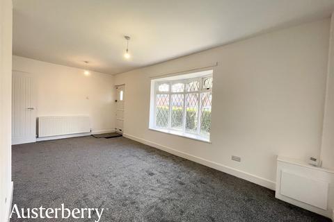 3 bedroom semi-detached house to rent, Beaconsfield Drive, Stoke-On-Trent ST3