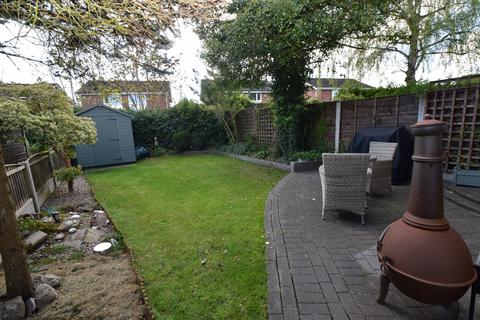 2 bedroom semi-detached house for sale, Rossett Drive, Urmston, M41