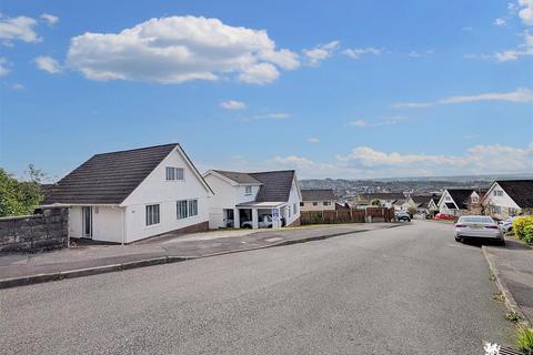 undefined, Parcydelyn, Carmarthen