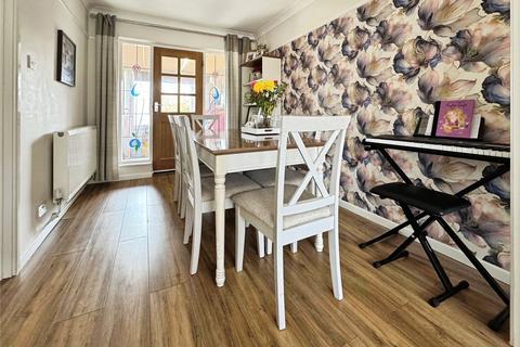 3 bedroom semi-detached house for sale, Crown Road, Clacton-on-Sea, Essex