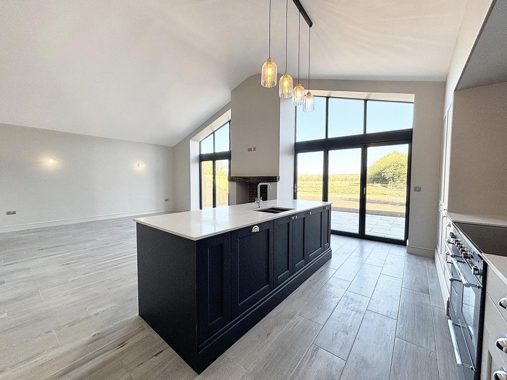 Kitchen/Diner/Family Room