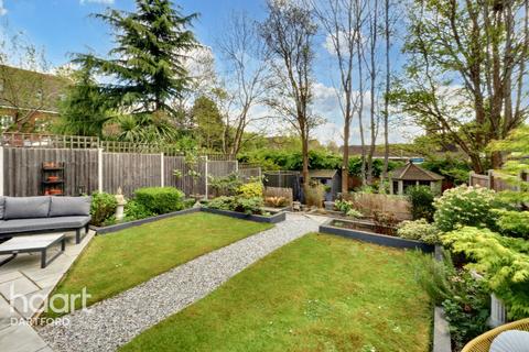 14 High Trees, Dartford, DA2 6PL