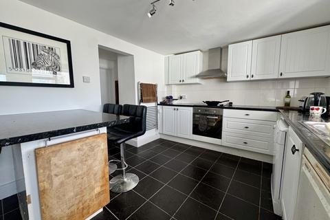 2 bedroom terraced house for sale, Sunray, The Strand, Starcross, Exeter, Devon EX6 8PA