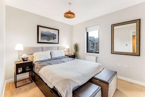 6 Kerlin View, London, SW16 5FT