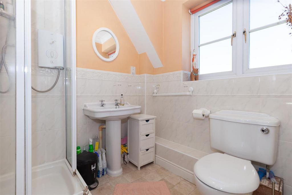 Bedroom 2 - En Suite.jpg