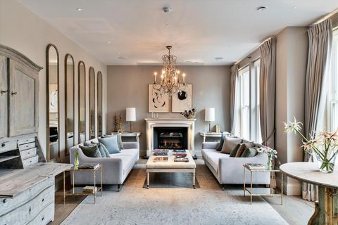 undefined, Roehampton Gate, Richmond, London, SW15