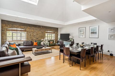 3 bedroom apartment for sale, Ship House, Battersea Square, Battersea SW11 3RA