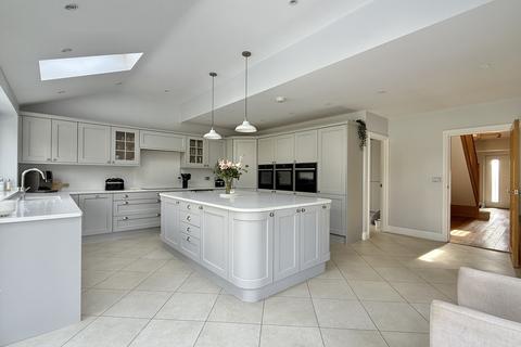 6 bedroom detached house for sale, Newton Road, Bishopsteignton