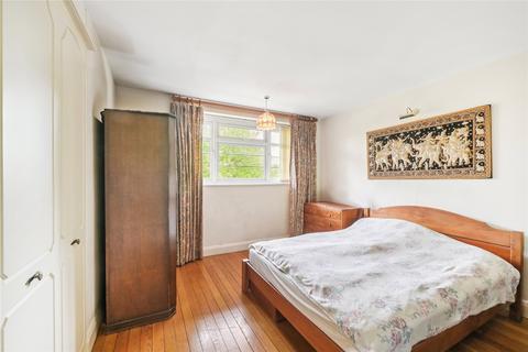 2 bedroom apartment for sale, Hartington Road, London, W4