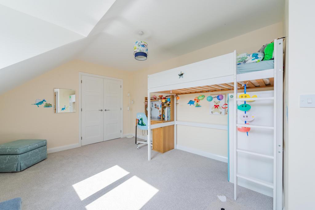 21 Pyon Close31