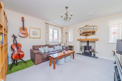 21 Pyon Close, Canon Pyon, Hereford, HR4 8QA