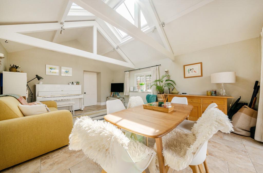 Dining/Family Room