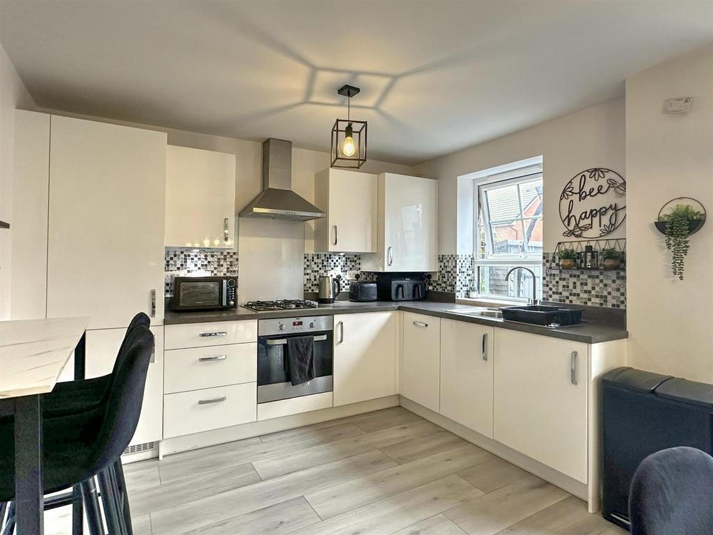 Kitchen diner