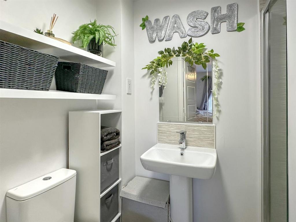 Ensuite