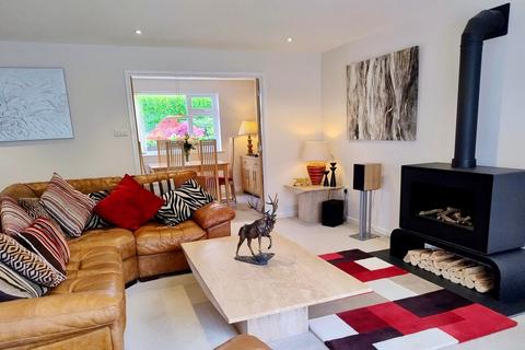 5 Bishops Close, Truro, TR1 3RR