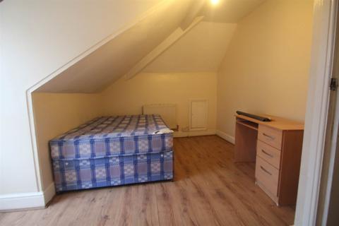 5 bedroom house to rent, Brynland Avenue, Bristol BS7