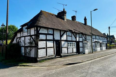 undefined, London Road, Holybourne, Alton, Hampshire, GU34