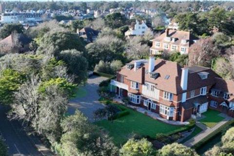 2 bedroom apartment for sale, West Overcliff Drive, Bournemouth, Dorset, BH4
