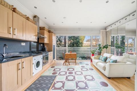 2 bedroom flat for sale, Hammersmith Grove, London W6