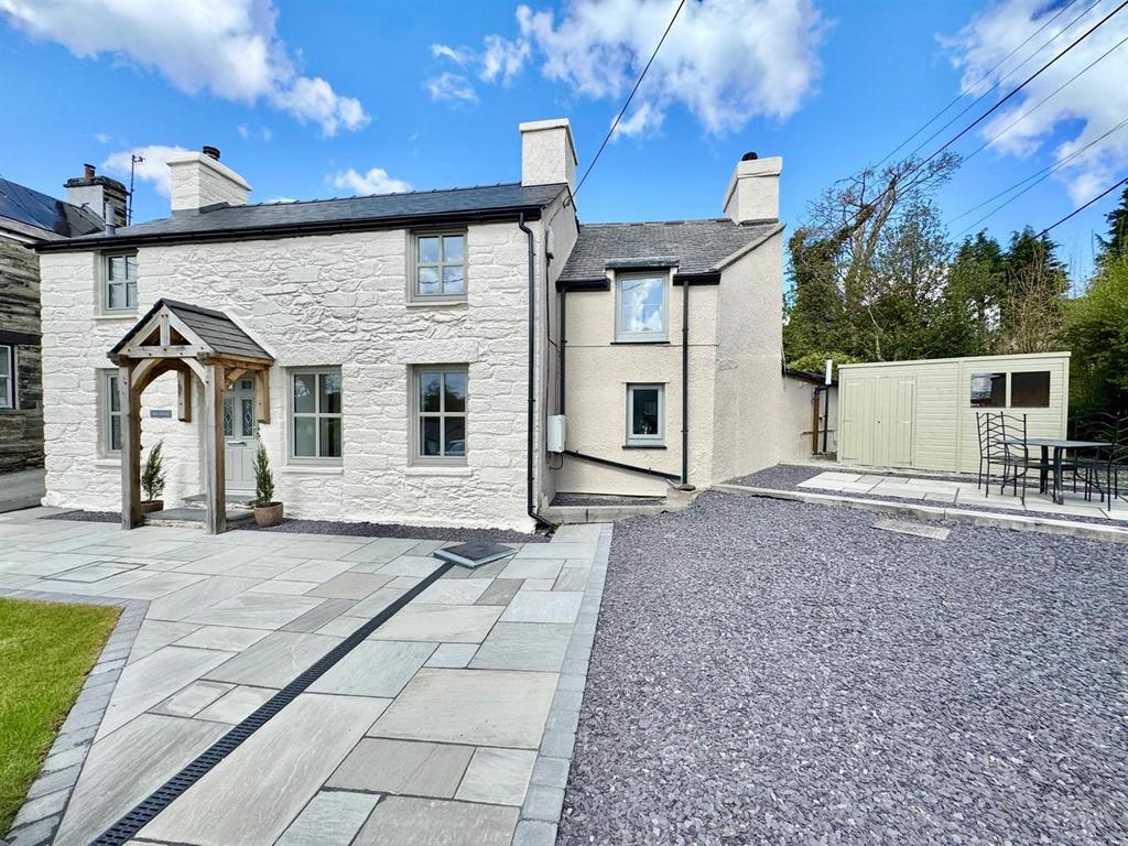 PHOTO-2025-04-17-15-56-33 (2).jpg