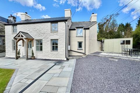undefined, Capel Garmon, Llanrwst