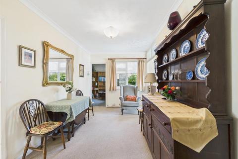 Tyrol Richmond Road, Ilfracombe, EX34 8DG