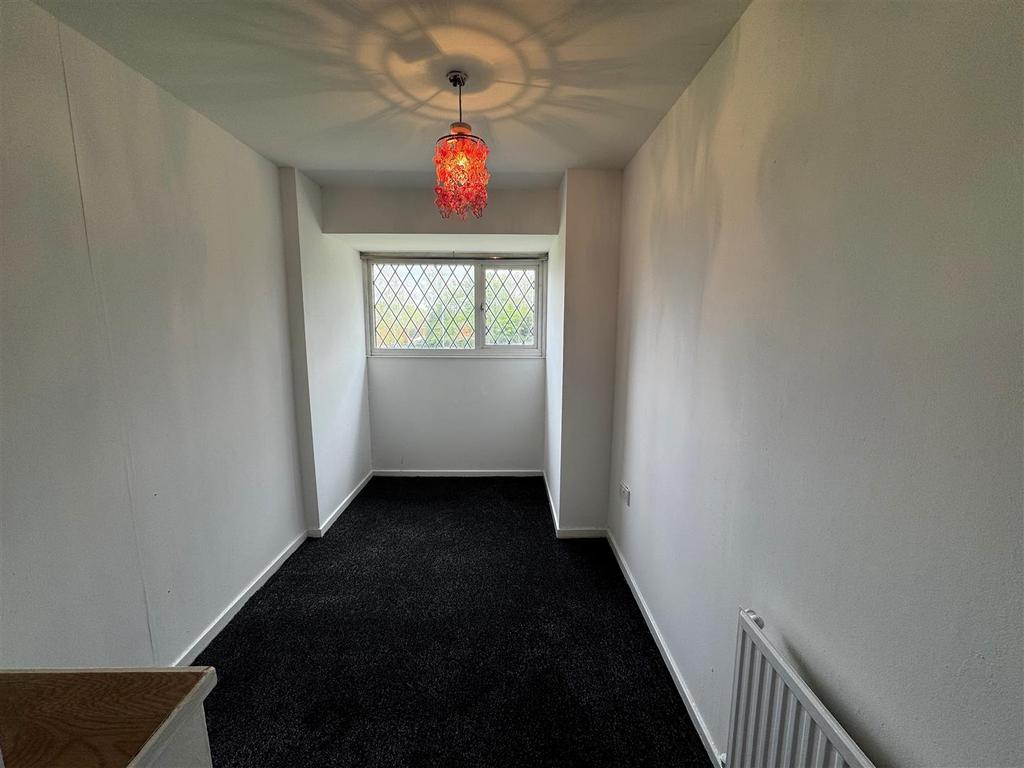 Bedroom 3.jpg