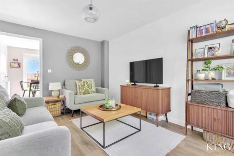 2 bedroom semi-detached house for sale, Cumberbatch Close, Alcester