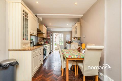 5 bedroom terraced house to rent, The Avenue, St. Andrews, Bristol, BS7