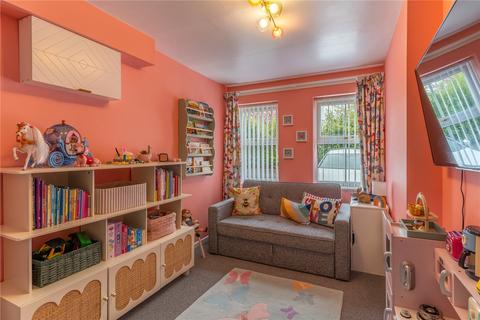 19 Crowdale Road, Telford, TF5 0NJ