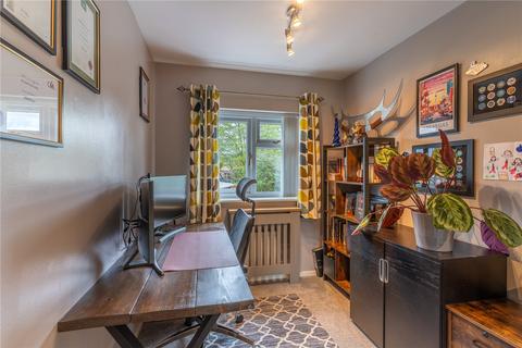 19 Crowdale Road, Telford, TF5 0NJ