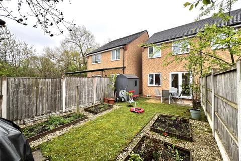 5 Perch Close, Manchester, M12 5GW