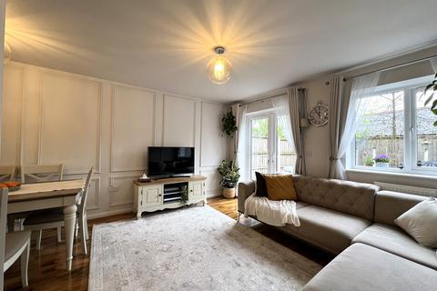 5 Perch Close, Manchester, M12 5GW