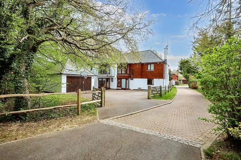 4 bedroom detached house for sale, Folders Lane, Burgess Hill, RH15