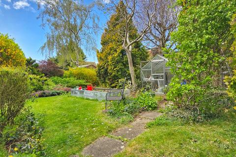 15 Abbey Close, Ampthill, Bedford, MK45 2SH