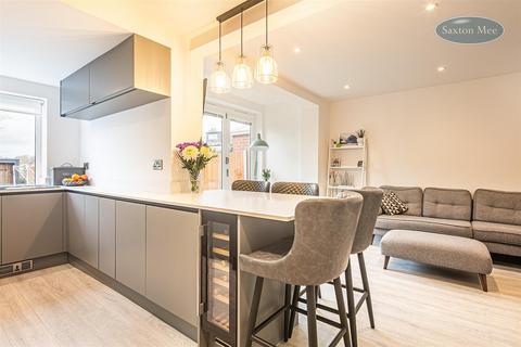 47 Marsh Lane, Sheffield, S10 5NN
