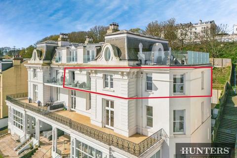 3 bedroom apartment for sale, Ackworth House, The Beach, Filey