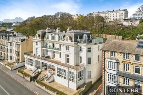 3 bedroom apartment for sale, Ackworth House, The Beach, Filey