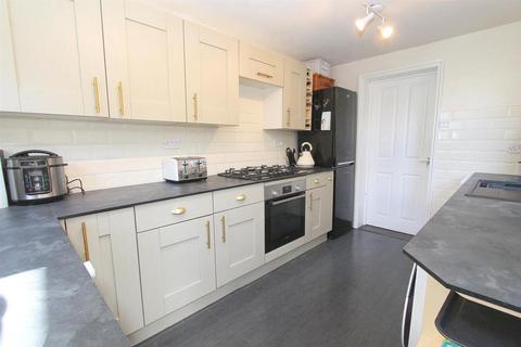 5 Westcroft Road, Wallington, SM6 7HY