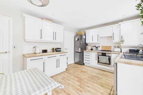 3 bedroom semi-detached house for sale, Cliffe Avenue, Baildon, Shipley