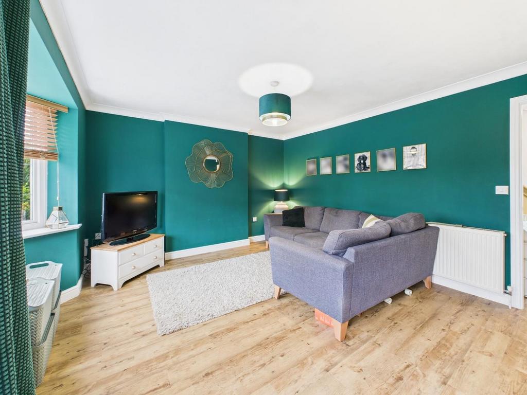 CAM04899 G0-PR0081-STILL006.jpg