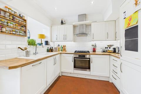 3 bedroom terraced house for sale, Westbourne Road, Cardiff. CF14