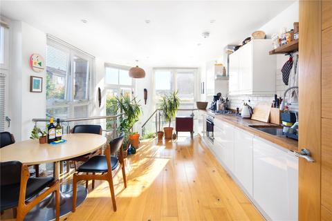 2 bedroom flat for sale, Glyn Road, London, E5