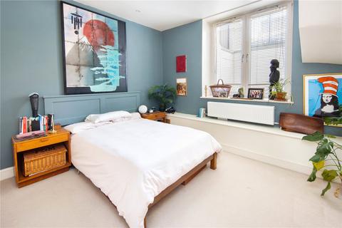 2 bedroom flat for sale, Glyn Road, London, E5