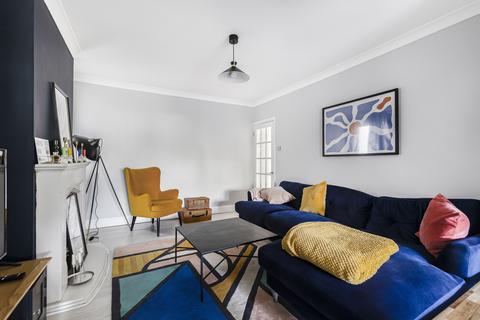77 Castle Road, St Albans, AL1 5DQ