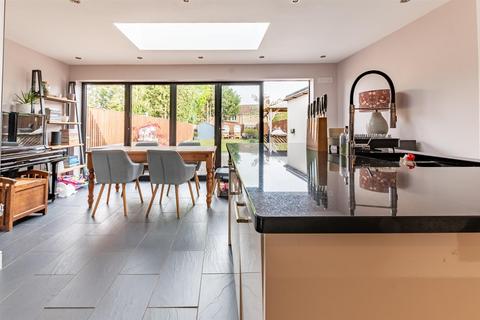3 bedroom terraced house for sale, Stratton Road, Saltford, Bristol